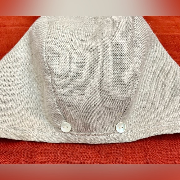 Handmade 100% Linen Baby Bonnet - Picture 2 of 4